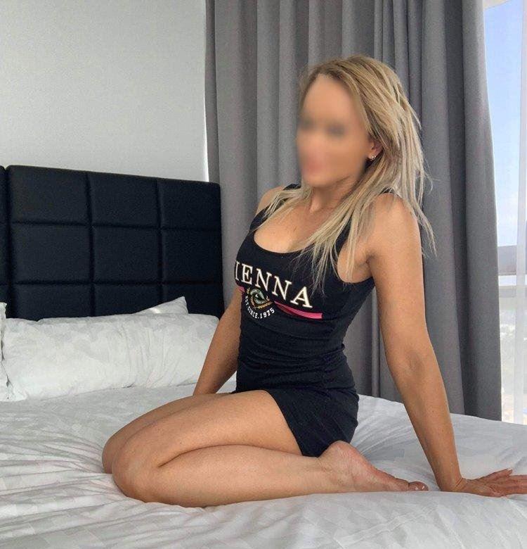 Hailey Carter is Female Escorts. | Newcastle | Australia | Australia | escortsandfun.com 