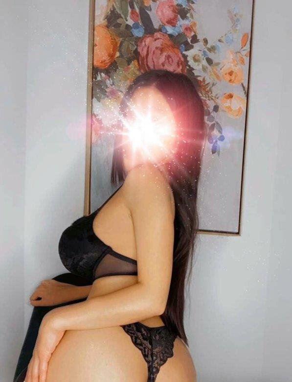 Angelina Moon is Female Escorts. | Adelaide | Australia | Australia | escortsandfun.com 