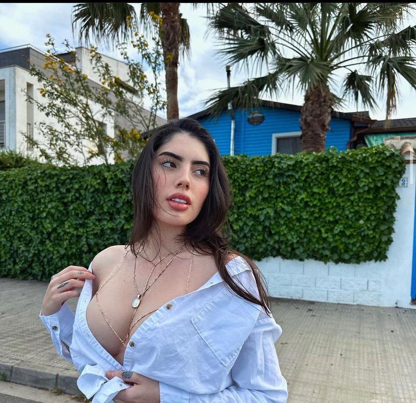 Lora is Female Escorts. | Newcastle | Australia | Australia | escortsandfun.com 